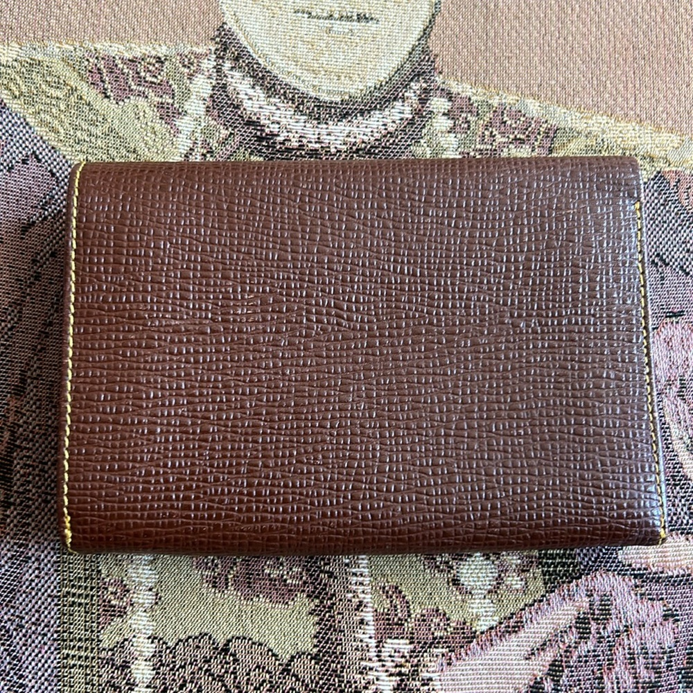 NINA RICCI Elegant Brown Wallet EUC - Picture 3 of 9